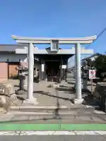和泉神社の{uncategorized: "未分類", other: "その他", undefined: "問題あり", building: "その他建物", grave: "お墓", sacred_gate: "鳥居", guardian: "狛犬", statue: "像", buddha: "仏像", history: "歴史", nature: "自然", garden: "庭園", animal: "動物", pagoda: "塔", temizu: "手水舎", mountain_gate: "山門・神門", sanctuary: "本殿・本堂", subordinate: "末社・摂社", art: "芸術", scenery: "景色", jizo: "地蔵", ema: "絵馬", goshuin: "御朱印", omikuji: "おみくじ", items: "授与品その他", amulet: "お守り", goshuincho: "御朱印帳", eats: "食事", festival: "お祭り", votive_dance: "神楽", shichigosan: "七五三参", wedding: "結婚式", experience: "体験その他", initially: "初詣", around: "周辺", anti_infection: "感染症対策"}