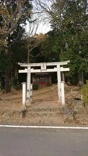 根山神社の鳥居