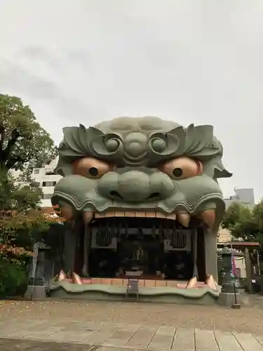 難波八阪神社の狛犬