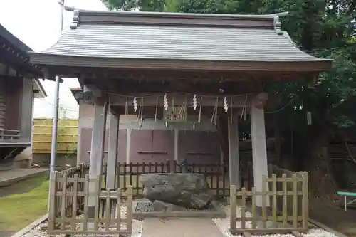 天沼八幡神社の手水舎