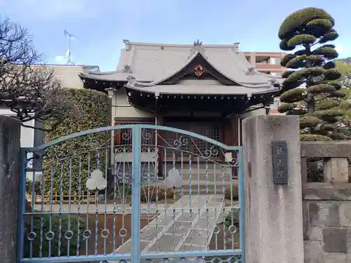 龍光院の山門・神門
