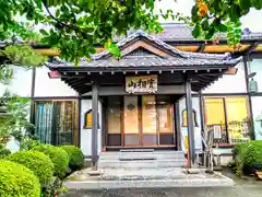 耕田寺の本殿