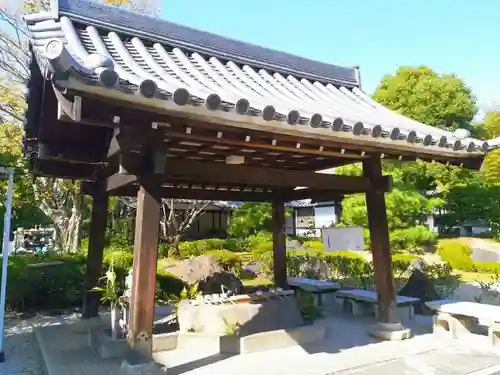 長寿寺の手水舎