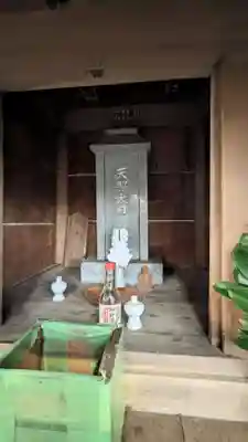 神明神社の本殿・本堂