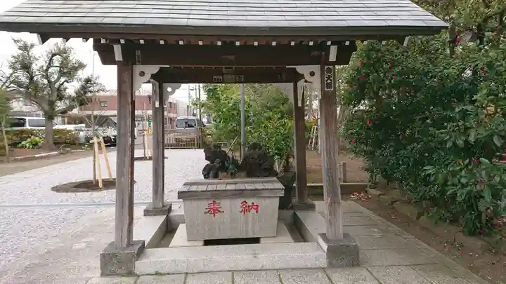 潮田神社の手水舎
