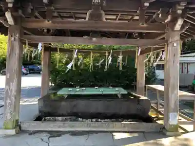 高良大社の手水舎