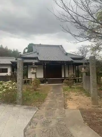 東林寺の本殿・本堂