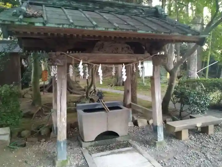 姉埼神社の手水舎