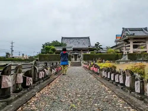 明照寺の山門・神門
