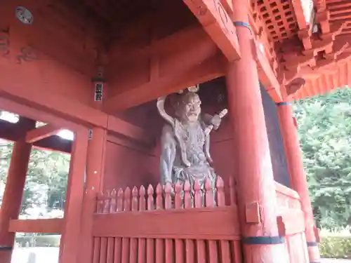 高野山金剛峯寺奥の院の像