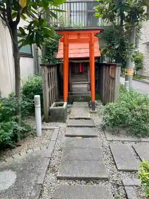 東伏見稲荷神社(東京都)