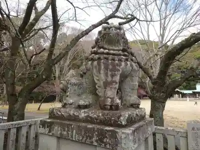 靜岡縣護國神社の狛犬