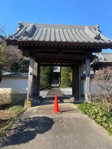 宗英寺の山門