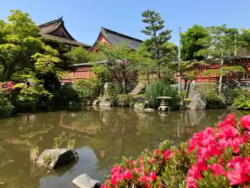 津島神社の庭園