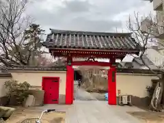 明長寺の山門