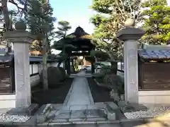 報恩寺の山門