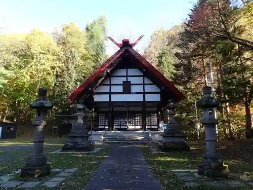 定山渓神社の本殿