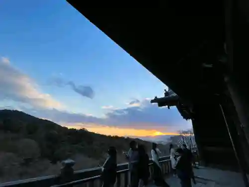 清水寺の{uncategorized: "未分類", other: "その他", undefined: "問題あり", building: "その他建物", grave: "お墓", sacred_gate: "鳥居", guardian: "狛犬", statue: "像", buddha: "仏像", history: "歴史", nature: "自然", garden: "庭園", animal: "動物", pagoda: "塔", temizu: "手水舎", mountain_gate: "山門・神門", sanctuary: "本殿・本堂", subordinate: "末社・摂社", art: "芸術", scenery: "景色", jizo: "地蔵", ema: "絵馬", goshuin: "御朱印", omikuji: "おみくじ", items: "授与品その他", amulet: "お守り", goshuincho: "御朱印帳", eats: "食事", festival: "お祭り", votive_dance: "神楽", shichigosan: "七五三参", wedding: "結婚式", experience: "体験その他", initially: "初詣", around: "周辺", anti_infection: "感染症対策"}