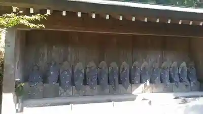 桐ノ木谷薬師堂の地蔵