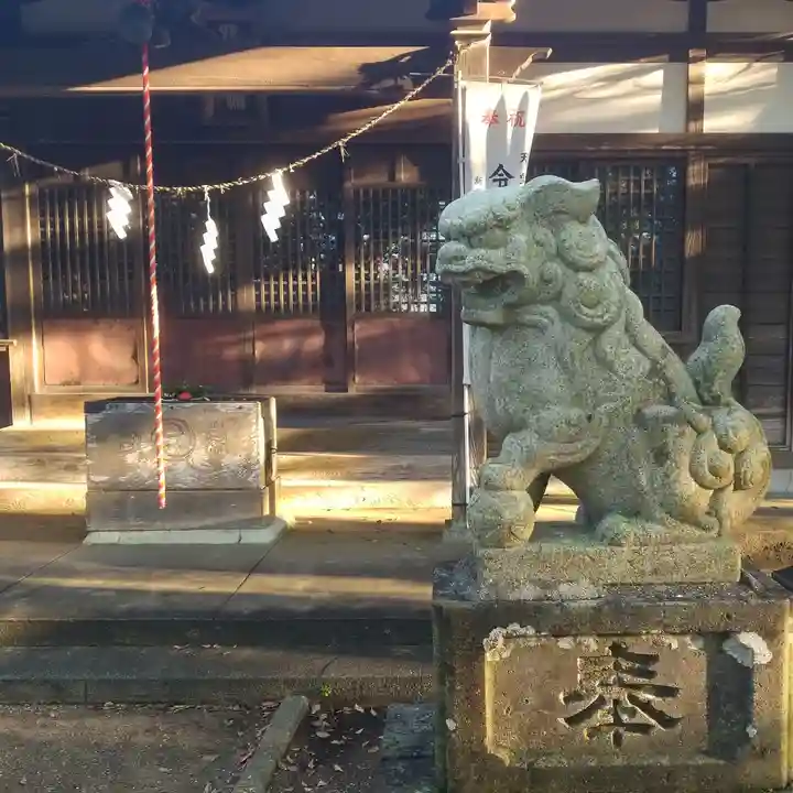 四所神社の狛犬