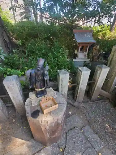 伊勢神社の像