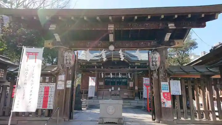 下谷神社の山門・神門