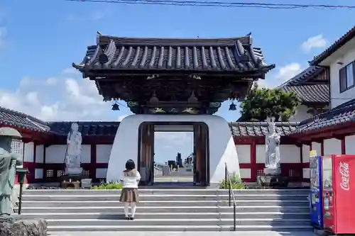 佛國寺(愛子大佛)の山門・神門