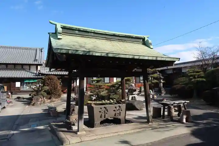 常福寺の手水舎