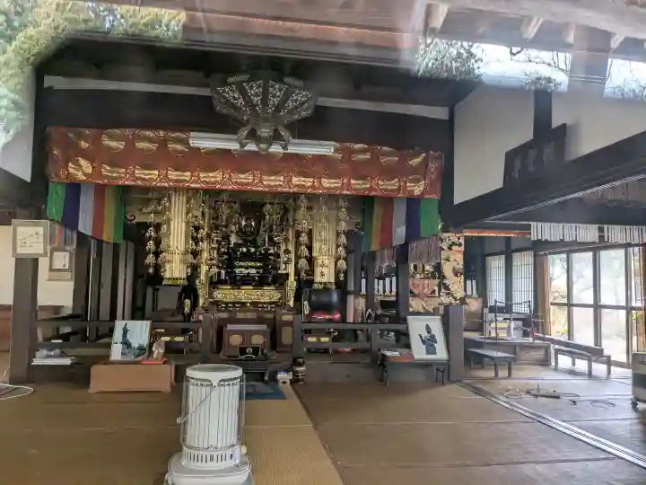 常光寺の{uncategorized: "未分類", other: "その他", undefined: "問題あり", building: "その他建物", grave: "お墓", sacred_gate: "鳥居", guardian: "狛犬", statue: "像", buddha: "仏像", history: "歴史", nature: "自然", garden: "庭園", animal: "動物", pagoda: "塔", temizu: "手水舎", mountain_gate: "山門・神門", sanctuary: "本殿・本堂", subordinate: "末社・摂社", art: "芸術", scenery: "景色", jizo: "地蔵", ema: "絵馬", goshuin: "御朱印", omikuji: "おみくじ", items: "授与品その他", amulet: "お守り", goshuincho: "御朱印帳", eats: "食事", festival: "お祭り", votive_dance: "神楽", shichigosan: "七五三参", wedding: "結婚式", experience: "体験その他", initially: "初詣", around: "周辺", anti_infection: "感染症対策"}