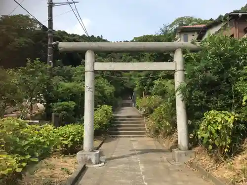 白山神社の鳥居