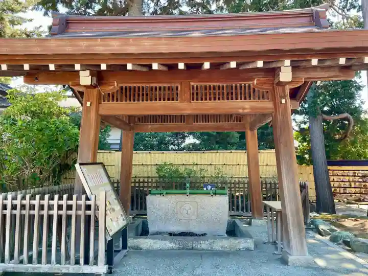 中野沼袋氷川神社の{uncategorized: "未分類", other: "その他", undefined: "問題あり", building: "その他建物", grave: "お墓", sacred_gate: "鳥居", guardian: "狛犬", statue: "像", buddha: "仏像", history: "歴史", nature: "自然", garden: "庭園", animal: "動物", pagoda: "塔", temizu: "手水舎", mountain_gate: "山門・神門", sanctuary: "本殿・本堂", subordinate: "末社・摂社", art: "芸術", scenery: "景色", jizo: "地蔵", ema: "絵馬", goshuin: "御朱印", omikuji: "おみくじ", items: "授与品その他", amulet: "お守り", goshuincho: "御朱印帳", eats: "食事", festival: "お祭り", votive_dance: "神楽", shichigosan: "七五三参", wedding: "結婚式", experience: "体験その他", initially: "初詣", around: "周辺", anti_infection: "感染症対策"}