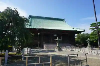 護国寺の本殿・本堂