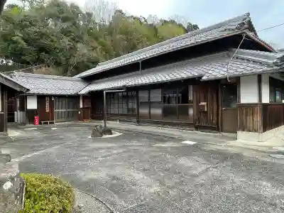 安楽寺の{uncategorized: "未分類", other: "その他", undefined: "問題あり", building: "その他建物", grave: "お墓", sacred_gate: "鳥居", guardian: "狛犬", statue: "像", buddha: "仏像", history: "歴史", nature: "自然", garden: "庭園", animal: "動物", pagoda: "塔", temizu: "手水舎", mountain_gate: "山門・神門", sanctuary: "本殿・本堂", subordinate: "末社・摂社", art: "芸術", scenery: "景色", jizo: "地蔵", ema: "絵馬", goshuin: "御朱印", omikuji: "おみくじ", items: "授与品その他", amulet: "お守り", goshuincho: "御朱印帳", eats: "食事", festival: "お祭り", votive_dance: "神楽", shichigosan: "七五三参", wedding: "結婚式", experience: "体験その他", initially: "初詣", around: "周辺", anti_infection: "感染症対策"}