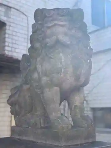 皆中稲荷神社の狛犬