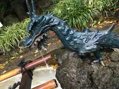 葛原岡神社の手水舎