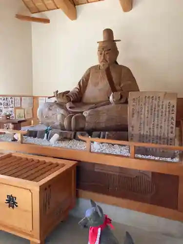 海山道神社の像