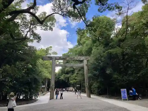 熱田神宮の鳥居