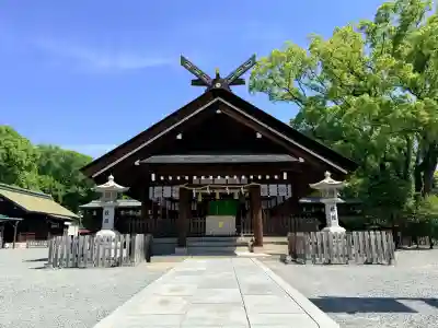 大鳥大社の{uncategorized: "未分類", other: "その他", undefined: "問題あり", building: "その他建物", grave: "お墓", sacred_gate: "鳥居", guardian: "狛犬", statue: "像", buddha: "仏像", history: "歴史", nature: "自然", garden: "庭園", animal: "動物", pagoda: "塔", temizu: "手水舎", mountain_gate: "山門・神門", sanctuary: "本殿・本堂", subordinate: "末社・摂社", art: "芸術", scenery: "景色", jizo: "地蔵", ema: "絵馬", goshuin: "御朱印", omikuji: "おみくじ", items: "授与品その他", amulet: "お守り", goshuincho: "御朱印帳", eats: "食事", festival: "お祭り", votive_dance: "神楽", shichigosan: "七五三参", wedding: "結婚式", experience: "体験その他", initially: "初詣", around: "周辺", anti_infection: "感染症対策"}