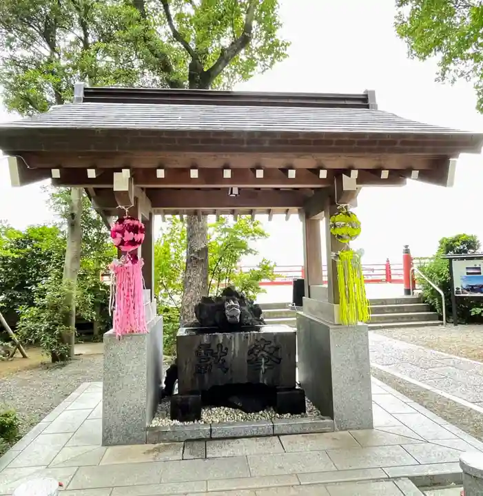 多摩川浅間神社の手水舎