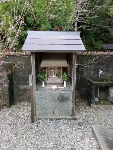 出雲大社新宮教会の{uncategorized: "未分類", other: "その他", undefined: "問題あり", building: "その他建物", grave: "お墓", sacred_gate: "鳥居", guardian: "狛犬", statue: "像", buddha: "仏像", history: "歴史", nature: "自然", garden: "庭園", animal: "動物", pagoda: "塔", temizu: "手水舎", mountain_gate: "山門・神門", sanctuary: "本殿・本堂", subordinate: "末社・摂社", art: "芸術", scenery: "景色", jizo: "地蔵", ema: "絵馬", goshuin: "御朱印", omikuji: "おみくじ", items: "授与品その他", amulet: "お守り", goshuincho: "御朱印帳", eats: "食事", festival: "お祭り", votive_dance: "神楽", shichigosan: "七五三参", wedding: "結婚式", experience: "体験その他", initially: "初詣", around: "周辺", anti_infection: "感染症対策"}