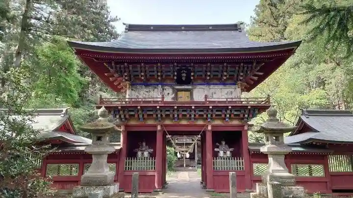 那須神社の山門・神門