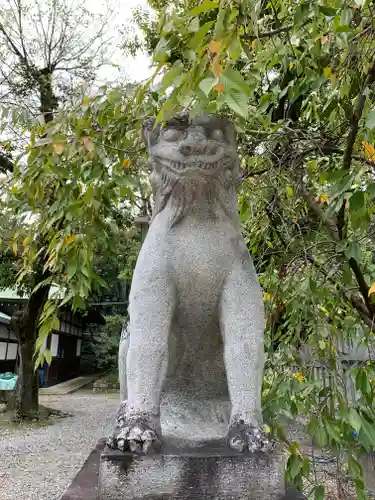 生島神社の狛犬