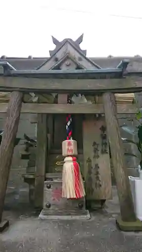加太春日神社の末社・摂社