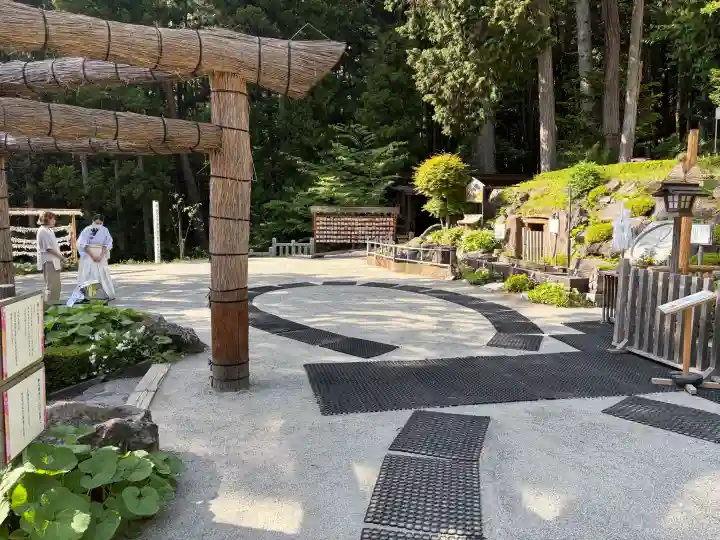 不二阿祖山太神宮の{uncategorized: "未分類", other: "その他", undefined: "問題あり", building: "その他建物", grave: "お墓", sacred_gate: "鳥居", guardian: "狛犬", statue: "像", buddha: "仏像", history: "歴史", nature: "自然", garden: "庭園", animal: "動物", pagoda: "塔", temizu: "手水舎", mountain_gate: "山門・神門", sanctuary: "本殿・本堂", subordinate: "末社・摂社", art: "芸術", scenery: "景色", jizo: "地蔵", ema: "絵馬", goshuin: "御朱印", omikuji: "おみくじ", items: "授与品その他", amulet: "お守り", goshuincho: "御朱印帳", eats: "食事", festival: "お祭り", votive_dance: "神楽", shichigosan: "七五三参", wedding: "結婚式", experience: "体験その他", initially: "初詣", around: "周辺", anti_infection: "感染症対策"}