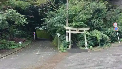 御嶽神社（伊東市）の鳥居