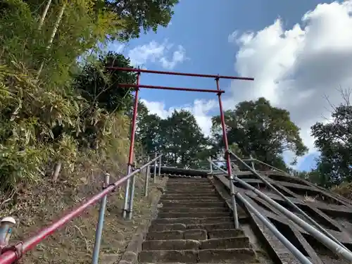 八幡神社の鳥居