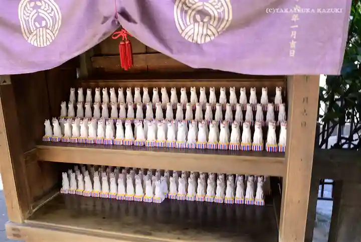 被官稲荷神社の授与品その他