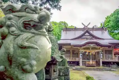 尻岸内八幡神社の狛犬