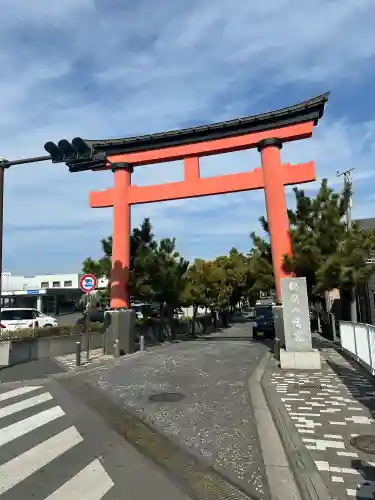 鶴嶺八幡宮の{uncategorized: "未分類", other: "その他", undefined: "問題あり", building: "その他建物", grave: "お墓", sacred_gate: "鳥居", guardian: "狛犬", statue: "像", buddha: "仏像", history: "歴史", nature: "自然", garden: "庭園", animal: "動物", pagoda: "塔", temizu: "手水舎", mountain_gate: "山門・神門", sanctuary: "本殿・本堂", subordinate: "末社・摂社", art: "芸術", scenery: "景色", jizo: "地蔵", ema: "絵馬", goshuin: "御朱印", omikuji: "おみくじ", items: "授与品その他", amulet: "お守り", goshuincho: "御朱印帳", eats: "食事", festival: "お祭り", votive_dance: "神楽", shichigosan: "七五三参", wedding: "結婚式", experience: "体験その他", initially: "初詣", around: "周辺", anti_infection: "感染症対策"}