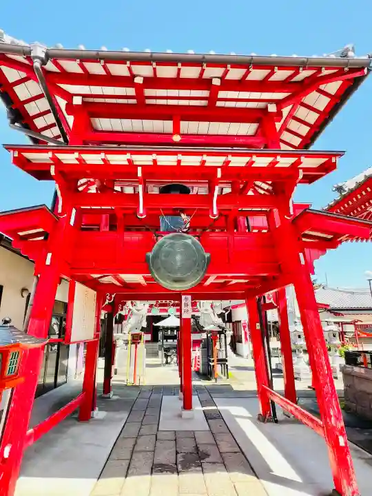 前橋厄除大師 蓮花院の{uncategorized: "未分類", other: "その他", undefined: "問題あり", building: "その他建物", grave: "お墓", sacred_gate: "鳥居", guardian: "狛犬", statue: "像", buddha: "仏像", history: "歴史", nature: "自然", garden: "庭園", animal: "動物", pagoda: "塔", temizu: "手水舎", mountain_gate: "山門・神門", sanctuary: "本殿・本堂", subordinate: "末社・摂社", art: "芸術", scenery: "景色", jizo: "地蔵", ema: "絵馬", goshuin: "御朱印", omikuji: "おみくじ", items: "授与品その他", amulet: "お守り", goshuincho: "御朱印帳", eats: "食事", festival: "お祭り", votive_dance: "神楽", shichigosan: "七五三参", wedding: "結婚式", experience: "体験その他", initially: "初詣", around: "周辺", anti_infection: "感染症対策"}